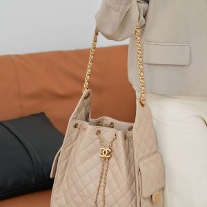 Chanel hobo bag 杏色鱼子酱 中号 图7
