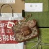 。【原厂皮配(Cdfmall三亚免税店手提袋】 Horsebit 1955的结构形状和干净的线条以珍贵的柔和银色蜥蜴呈现 图1