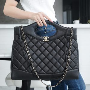Chanel 31bag 大号黑色 褶皱小牛皮 图4