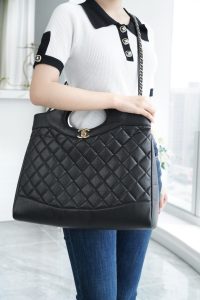 Chanel 31bag 大号黑色 褶皱小牛皮 图5