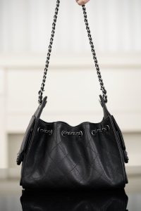 Chanel 26C系列 25bag mini鱼子酱 黑球银 图2
