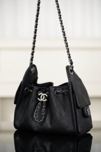 Chanel 26C系列 25bag mini鱼子酱 黑球银 图4