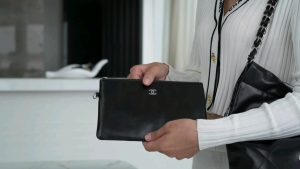 黑色银扣 小号 图1