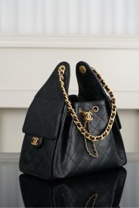 Chanel small hobo 抽绳水桶包 黑金鱼子酱 小号 图3