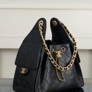 Chanel small hobo 抽绳水桶包 黑金鱼子酱 小号 图3