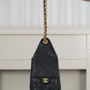 Chanel small hobo 抽绳水桶包 黑金鱼子酱 小号 图6