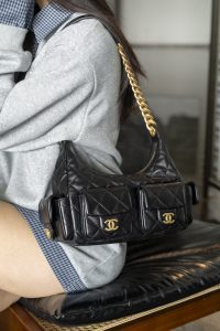 CHAENL 25c 小号嬉皮 hobo bag 黑金 图1