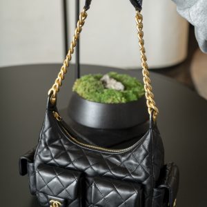 CHAENL 25c 小号嬉皮 hobo bag 黑金 图5