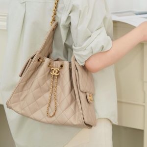 Chanel small hobo 杏色鱼子酱 小号 图4