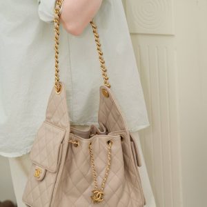 Chanel small hobo 杏色鱼子酱 小号 图6