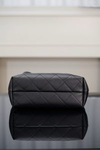 Chanel 25A 水桶包 图9